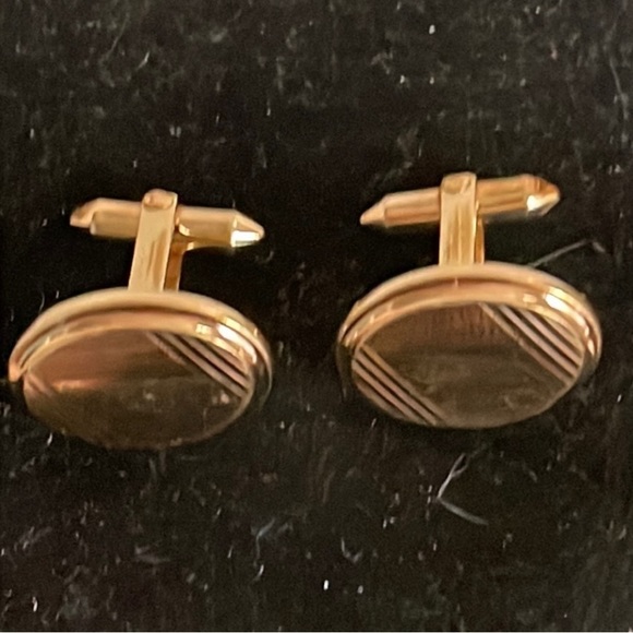 Antique unsigned/ 1/20 14k GF-gold filled-engravable oval cuff links - Picture 6 of 15
